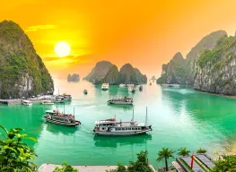 Overnight on Cruise 9 Nights 10 Days Vietnam Tour Package 