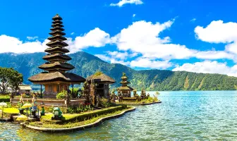 5 Nights 6 Days Seminyak Gili Trawangan Ubud Family Tour Package 5 Nights 6 Days Seminyak Gili Trawangan Ubud Family Tour Package