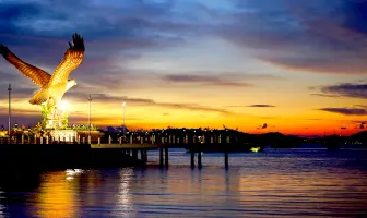 Affordable 4 nights 5 days Kuala Lumpur and Langkawi Tour package Affordable 4 nights 5 days Kuala Lumpur and Langkawi Tour package