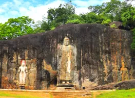 6 Days 5 Nights Bentota Colombo and Kandy Tour Package