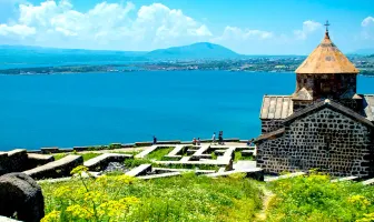 Luxury hotel of Yerevan with 5 Nights 6 Days Armenia Tour Package Luxury hotel of Yerevan with 5 Nights 6 Days Armenia Tour Package