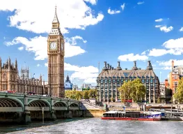 Exciting 4 Nights 5 Days London and Manchester Family Tour Package