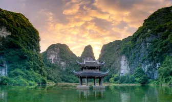 4 Nights 5 Days Hanoi Sapa Halong Bay Tour Package 4 Nights 5 Days Hanoi Sapa Halong Bay Tour Package