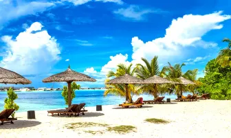 4 Nights 5 Days Vaadhoo Island Maldives Honeymoon Package 4 Nights 5 Days Vaadhoo Island Maldives Honeymoon Package