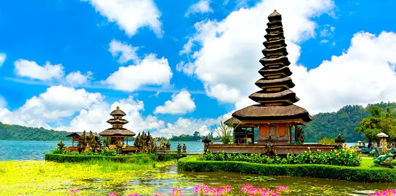 4 Nights 5 Days Indonesia Tour Package