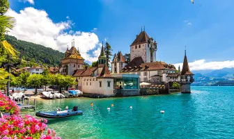 Mesmerizing 4 Nights 5 Days Lucerne and Stans Tour Package