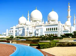 Delightful 3 Nights 4 Days Abu Dhabi Honeymoon Package