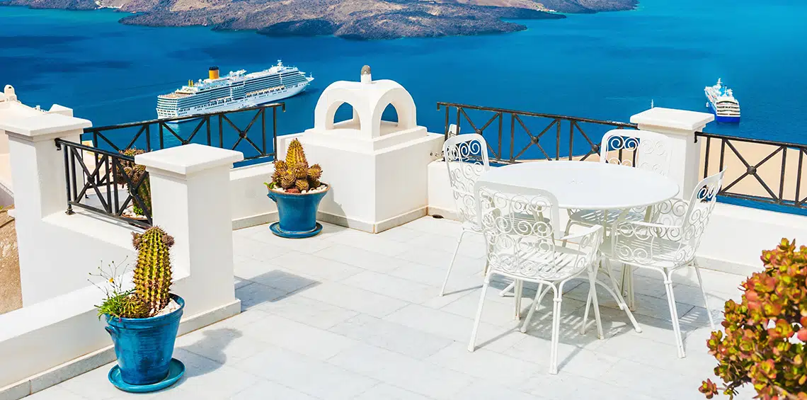 3 days Couple Package in Santorini