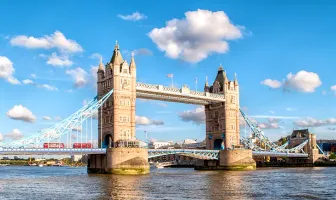 London Manchester and Oxford 6 Days 5 Nights Honeymoon Package London Manchester and Oxford 6 Days 5 Nights Honeymoon Package