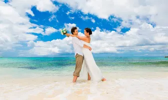 4 Nights 5 Days Male Luxury Honeymoon Package 4 Nights 5 Days Male Luxury Honeymoon Package