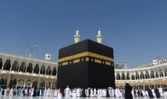 Unforgettable 5 Nights 6 Days Umrah Tour Package Unforgettable 5 Nights 6 Days Umrah Tour Package
