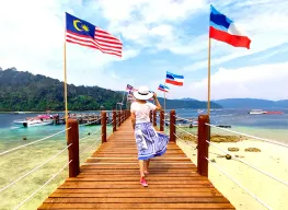4 Nights 5 Days Romantic Malaysia Honeymoon Package