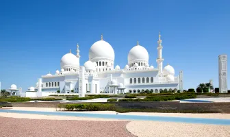 Amazing 2 Nights 3 Days Abu Dhabi Tour Package Amazing 2 Nights 3 Days Abu Dhabi Tour Package