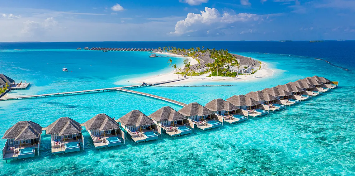 4 days Honeymoon in Maldives