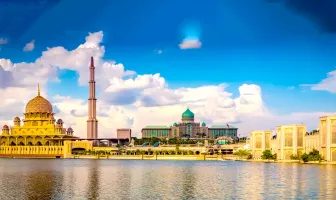 3 Nights 4 Days Malaysia Tour Package 3 Nights 4 Days Malaysia Tour Package
