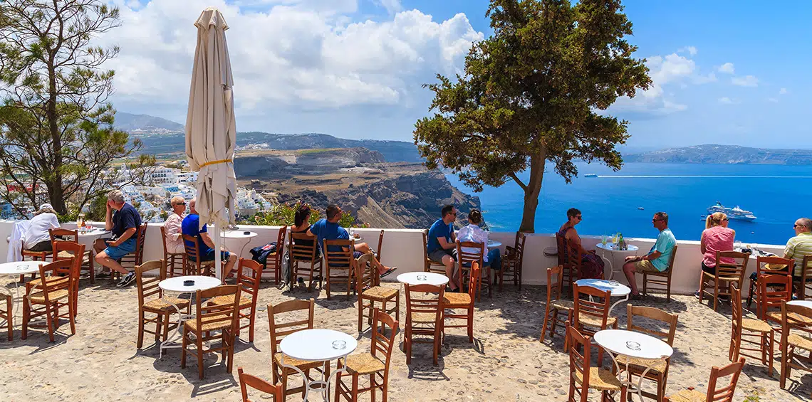 3 days Group/Friends Package in Santorini
